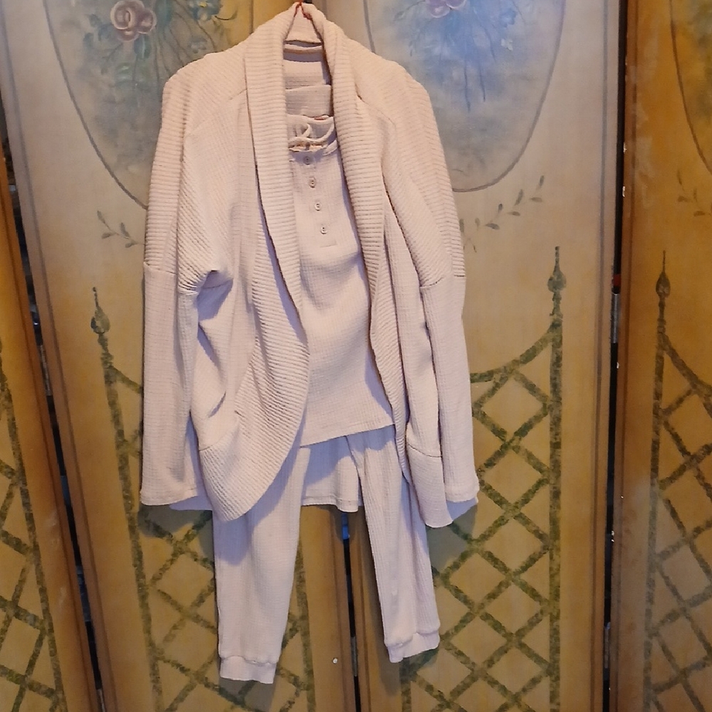 Cozy Cream Women's Pajama Set